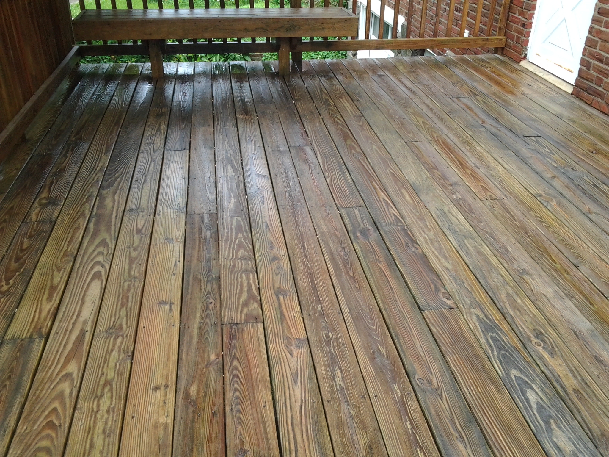 Deck Power Washing Rolling Suds Inc.